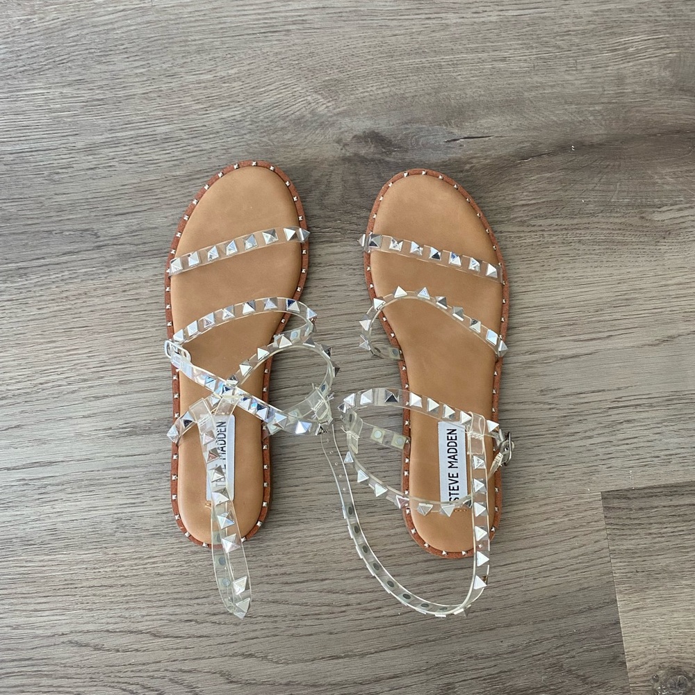 Steve Madden clear jelly stud rhinestone sandals
